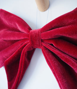 Large Velvet Door or Wall Bow